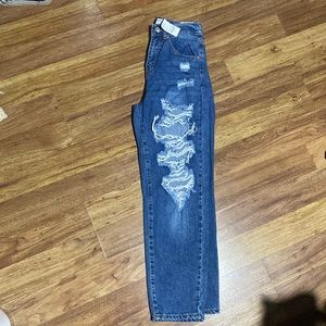 Brand new pair of mom jeans
